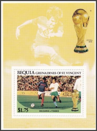 Potov znmka Svt Vincent Gren. Bequia 1986 MS ve futbale Mi# Block 6